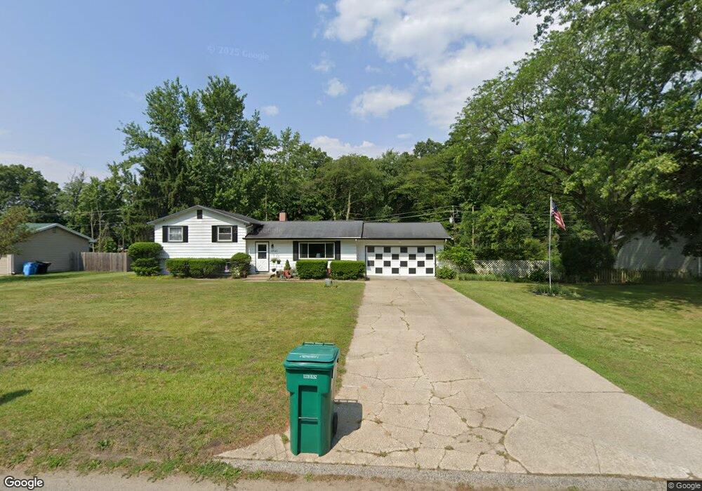 52645 Bamford Dr, South Bend, IN 46637 - photo 1