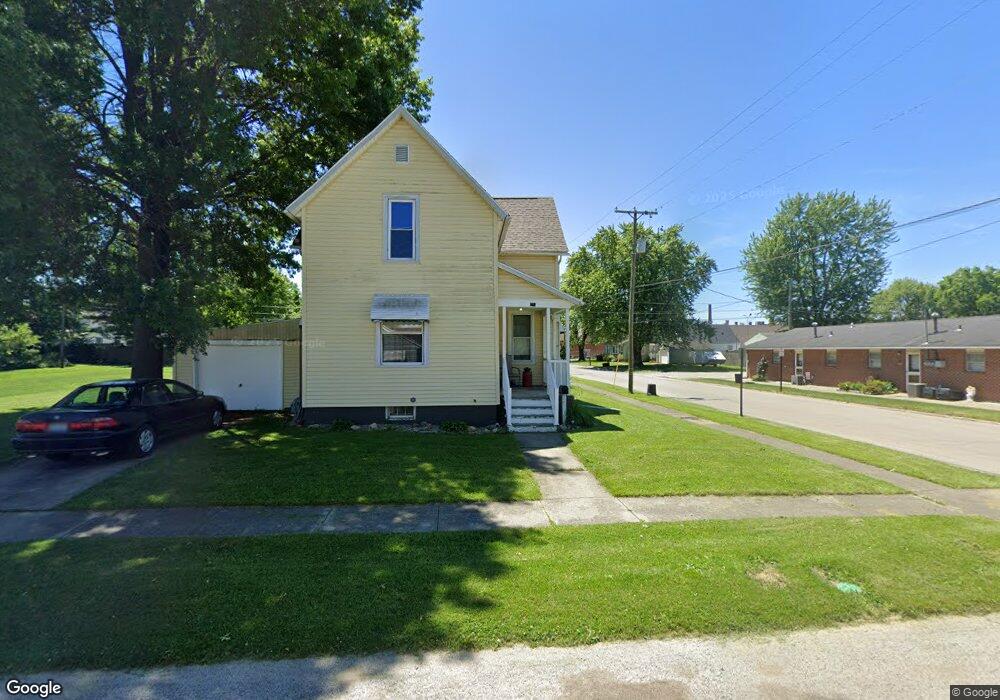401 Wallace Ave, Bucyrus, OH 44820 - photo 1