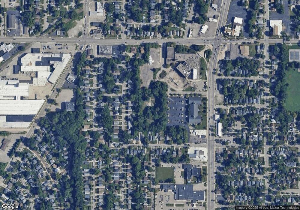 8 Teel Ct, Lansing, MI 48910 - photo 1