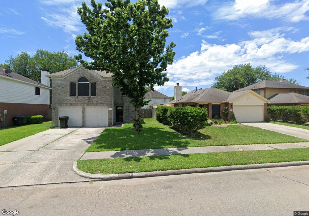 8714 Woodcamp Dr, Houston, TX 77088 - photo 1