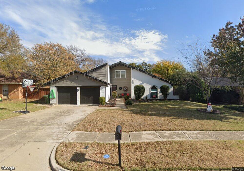 2812 Ridgewood Dr, Hurst, TX 76054 - photo 1