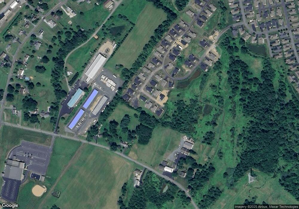 2 Siskin Ct, Bechtelsville, PA 19505 - photo 1