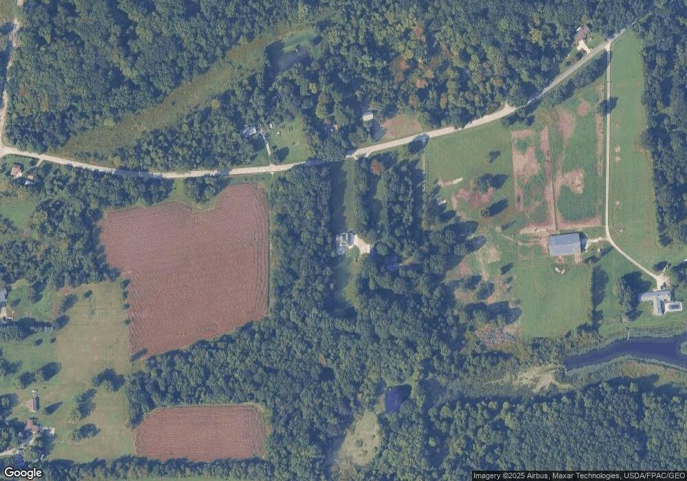 295 Daniels Ave, Conneaut, OH 44030 - photo 1