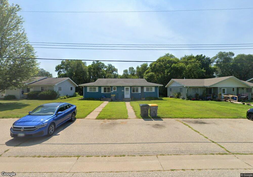 1208 Spruce Dr, La Crescent, MN 55947 - photo 1