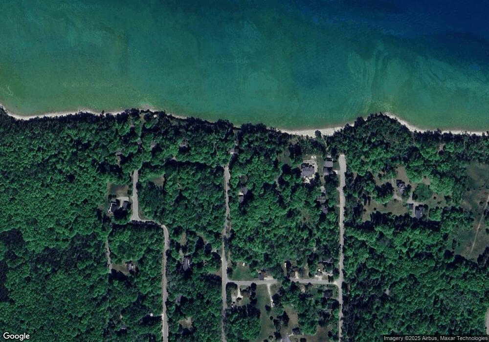 11050 Spring St, Charlevoix, MI 49720 - photo 1