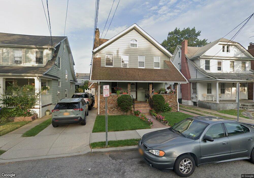 24 Colonial Rd, Floral Park, NY 11001 - photo 1