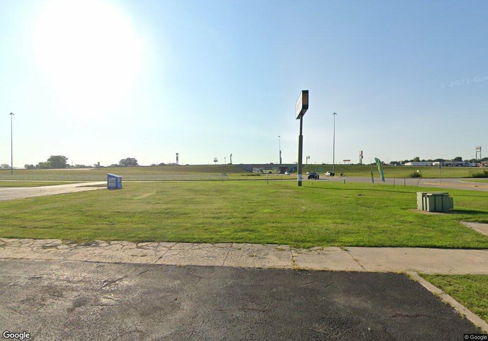 5688 W Skelly, Tulsa, OK 74107 - photo 1