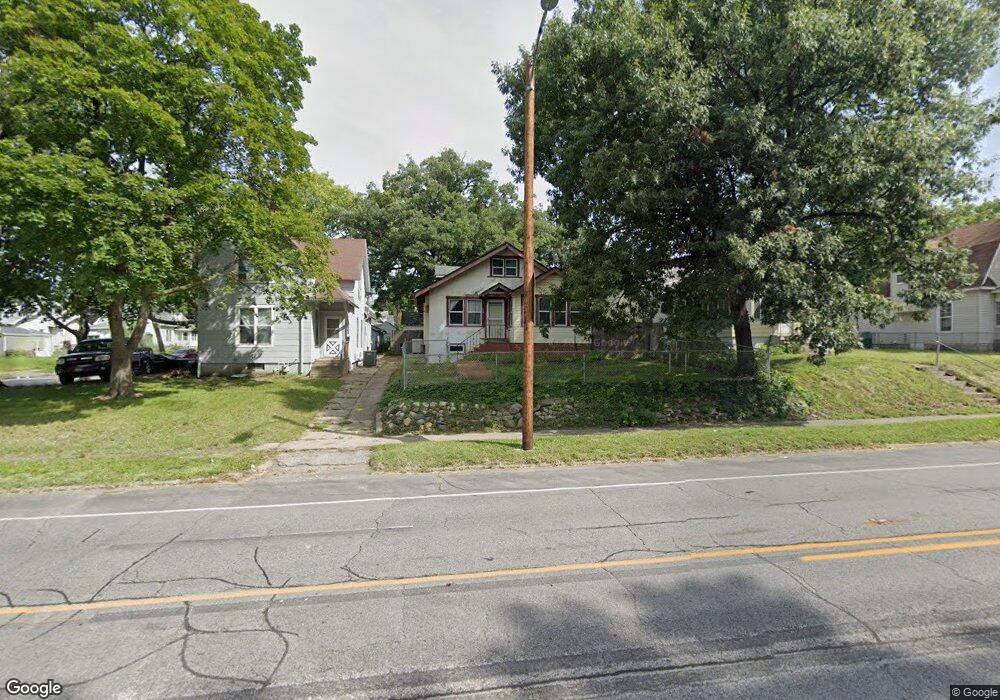 841 Euclid Ave, Des Moines, IA 50313 - photo 1