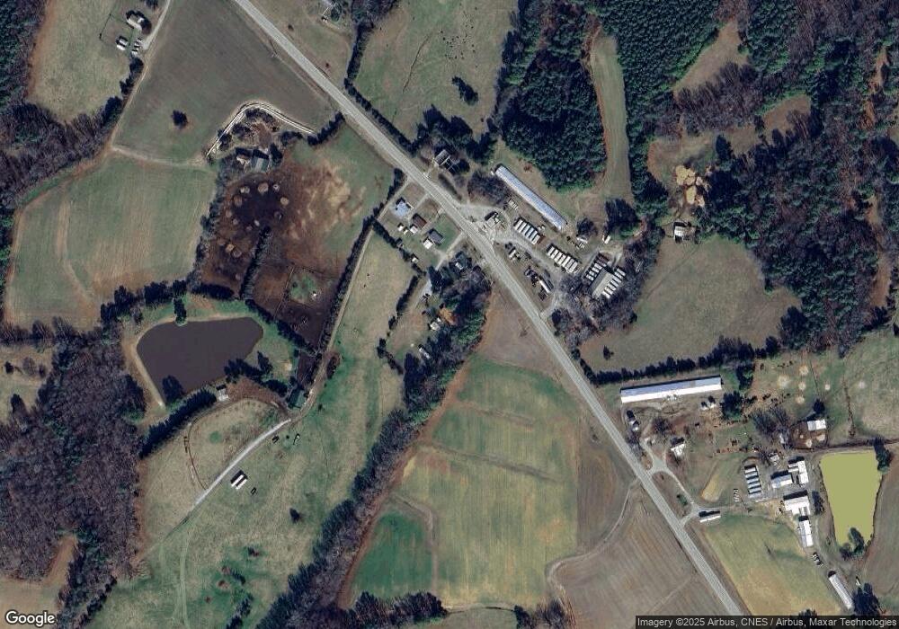 71 Friendly Dr, South Hill, VA 23970 - photo 1