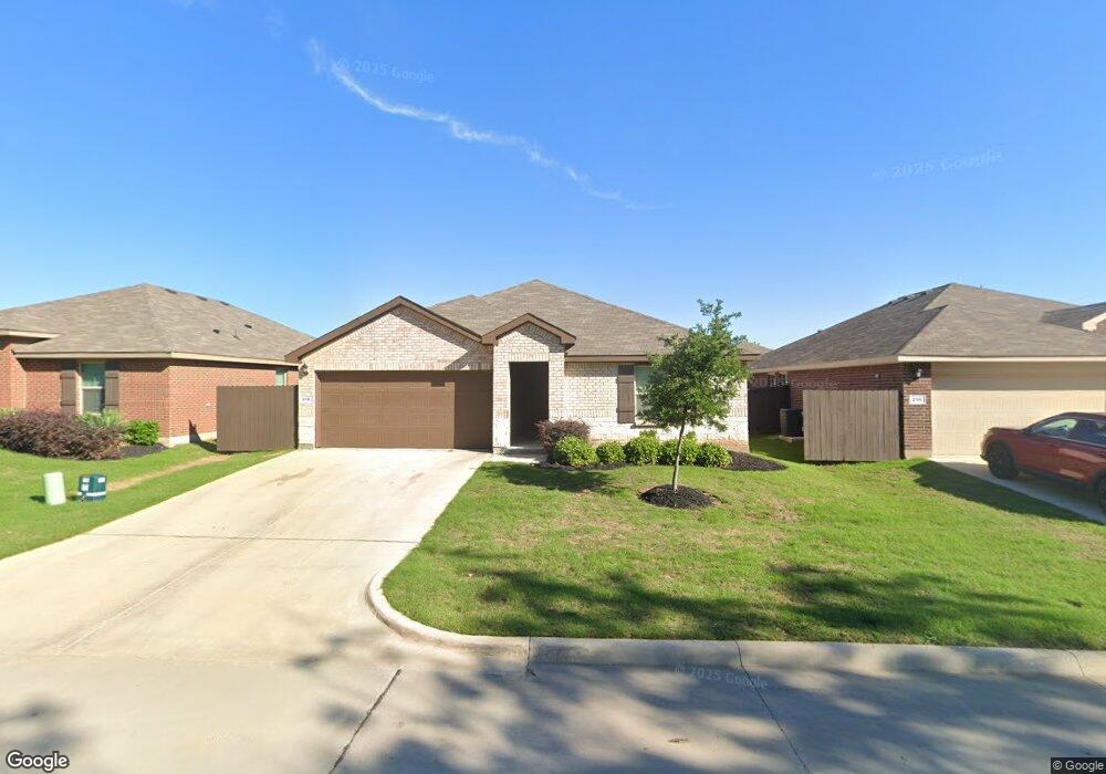 218 Phillips St, Cleburne, TX 76033 - photo 1