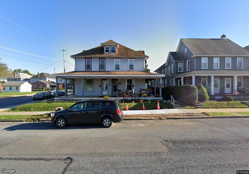 134 E Maple St, Palmyra, PA 17078 - photo 1