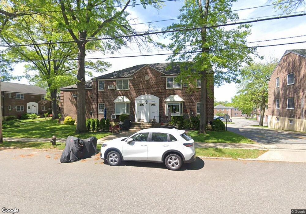 25201 60th Ave, Little Neck, NY 11362 - photo 1