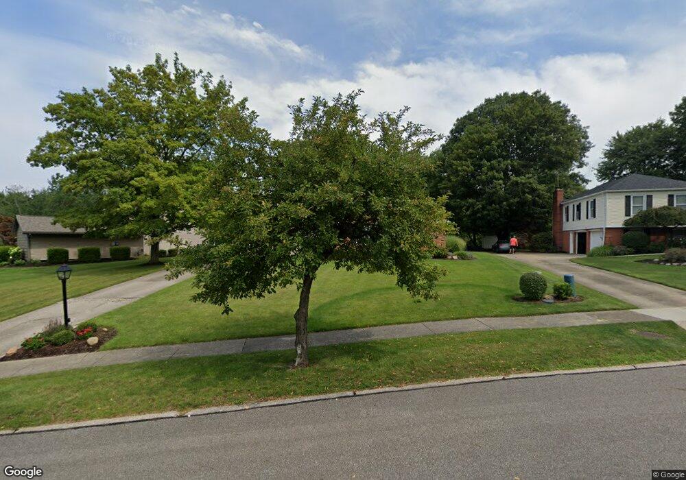 68 Carriage Square, Aurora, OH 44202 - photo 1