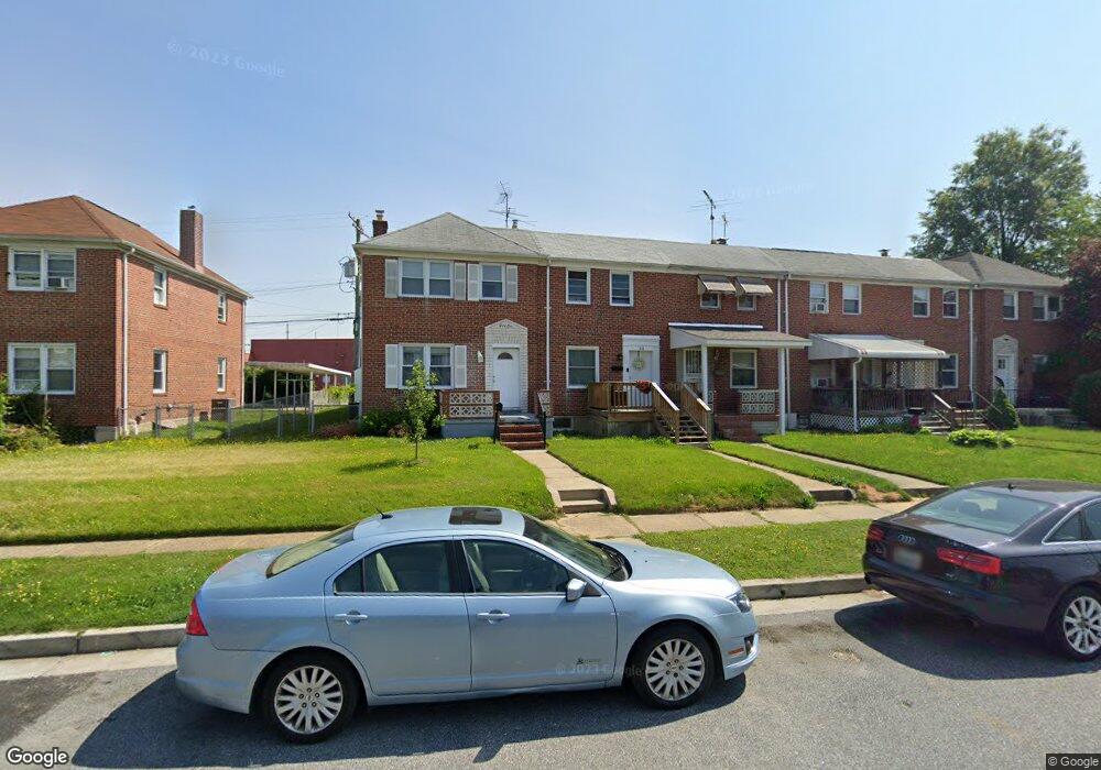 55 S Hawthorne Rd, Middle River, MD 21220 - photo 1