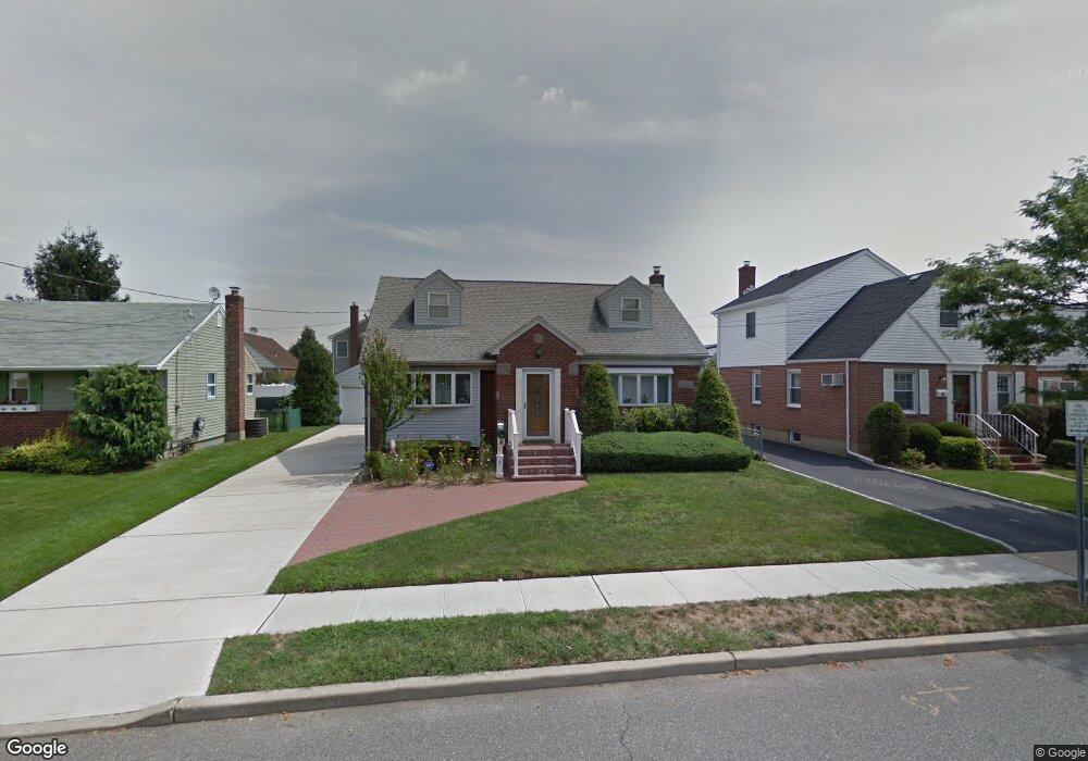 66 Caroline Ave, Franklin Square, NY 11010 - photo 1