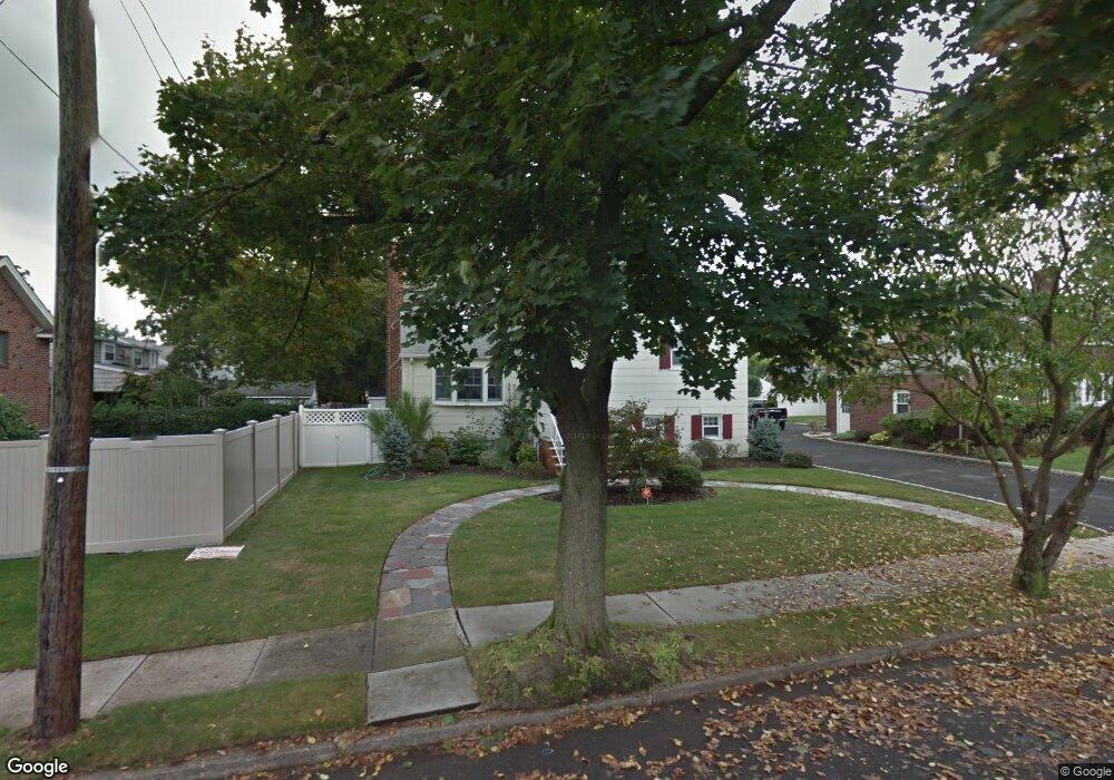 213 Edgewood Rd, Linden, NJ 07036 - photo 1