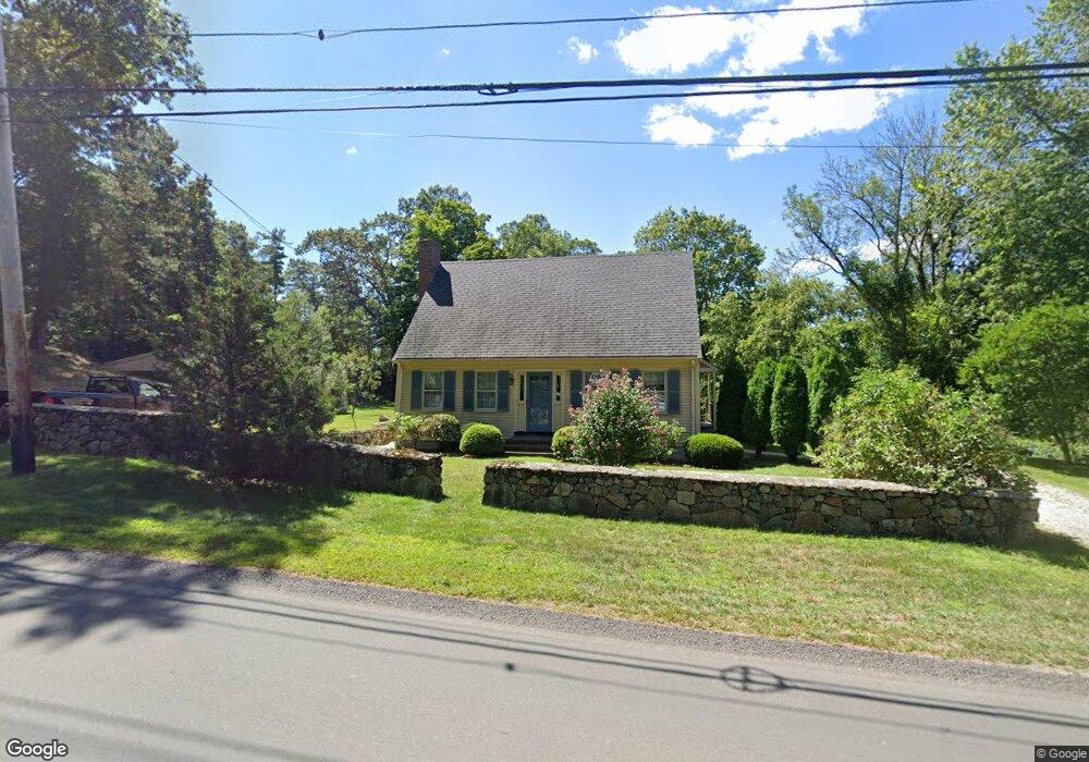 84 Thaxter St, Hingham, MA 02043 - photo 1