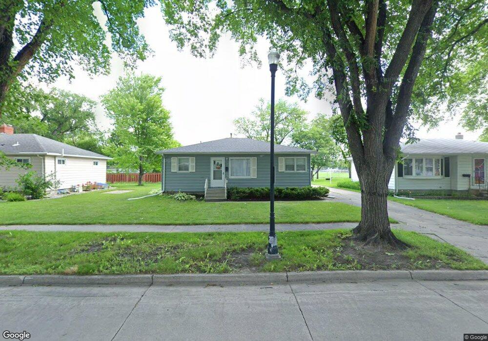 1010 17th St S, Fargo, ND 58103 - photo 1