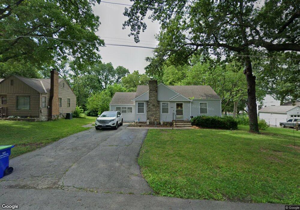 10807 W 60th St, Shawnee, KS 66203 - photo 1