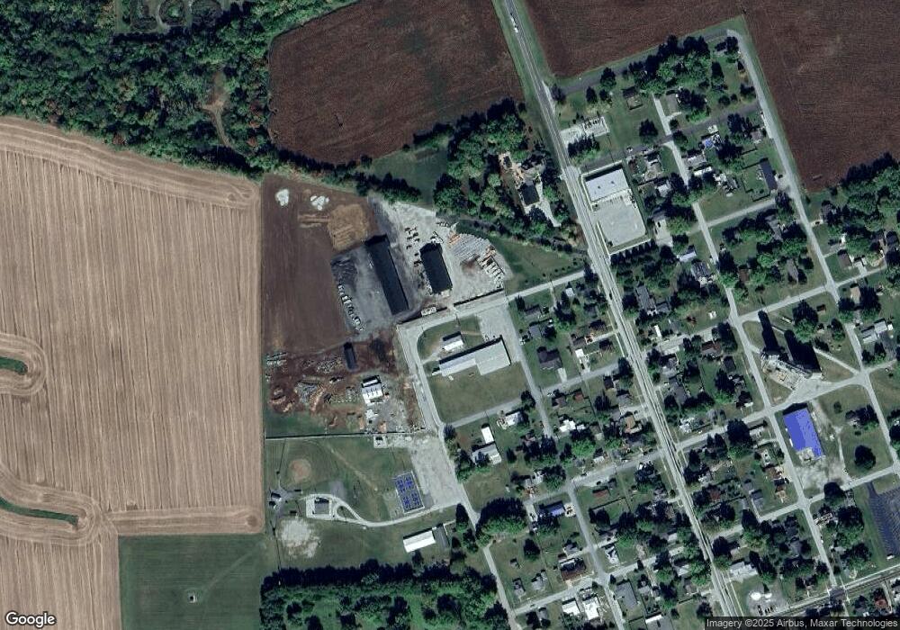 105 W Ross St, Kirklin, IN 46050 - photo 1