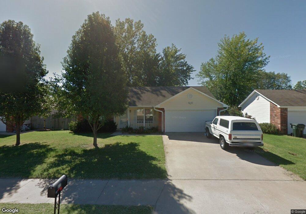 511 Buckingham Dr, Claremore, OK 74017 - photo 1