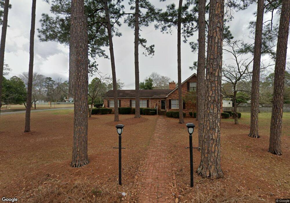 611 W Smith St, Claxton, GA 30417 - photo 1