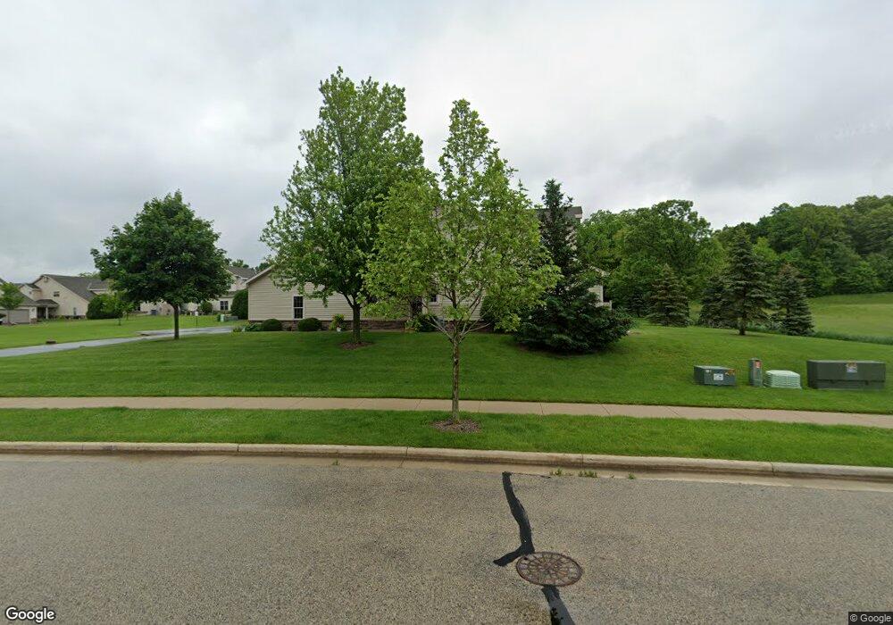 596 Cedar Bluffs Way, Slinger, WI 53086 - photo 1