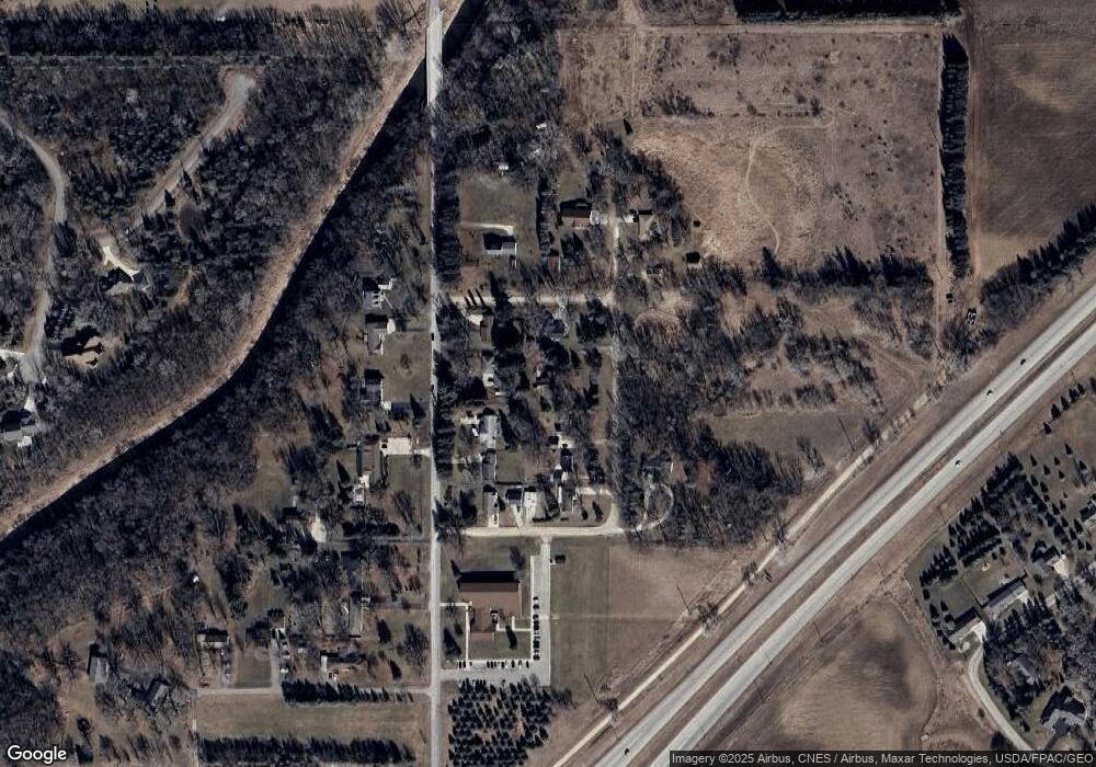 601 30th St, Austin, MN 55912 - photo 1