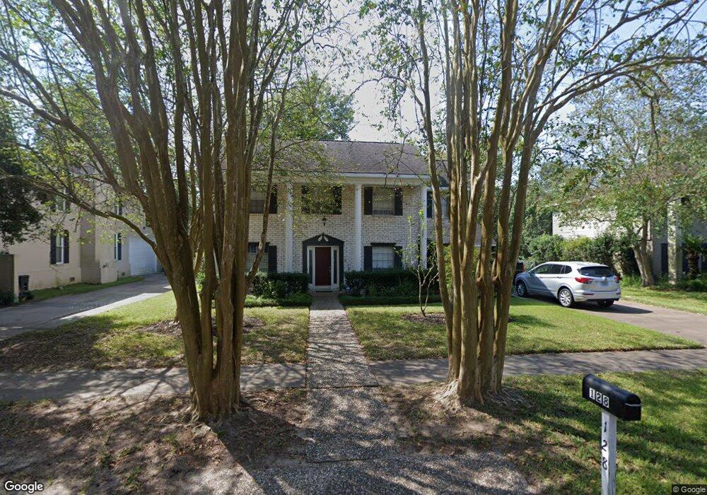 128 Saint Andrews Dr, Friendswood, TX 77546 - photo 1