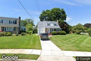 35 Kinney Dr, Ewing, NJ 08618