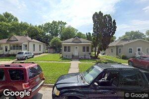 105 S 8th St, Wymore, NE 68466