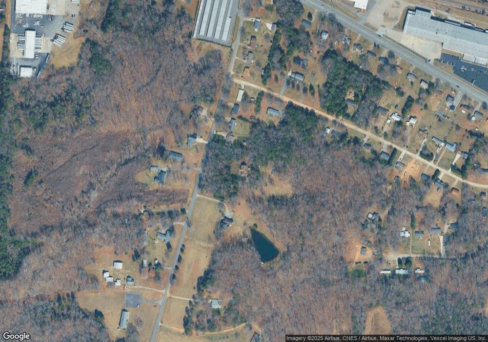 165 Shiloh Rd, Statesville, NC 28677 - photo 1