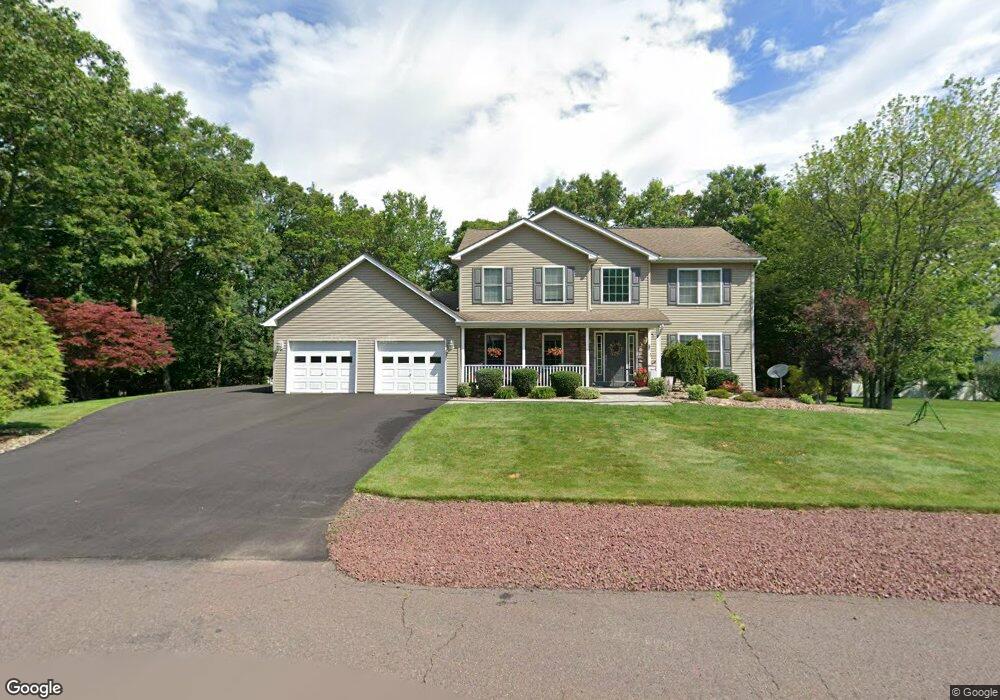 224 Circle Dr, Mountain Top, PA 18707 - photo 1