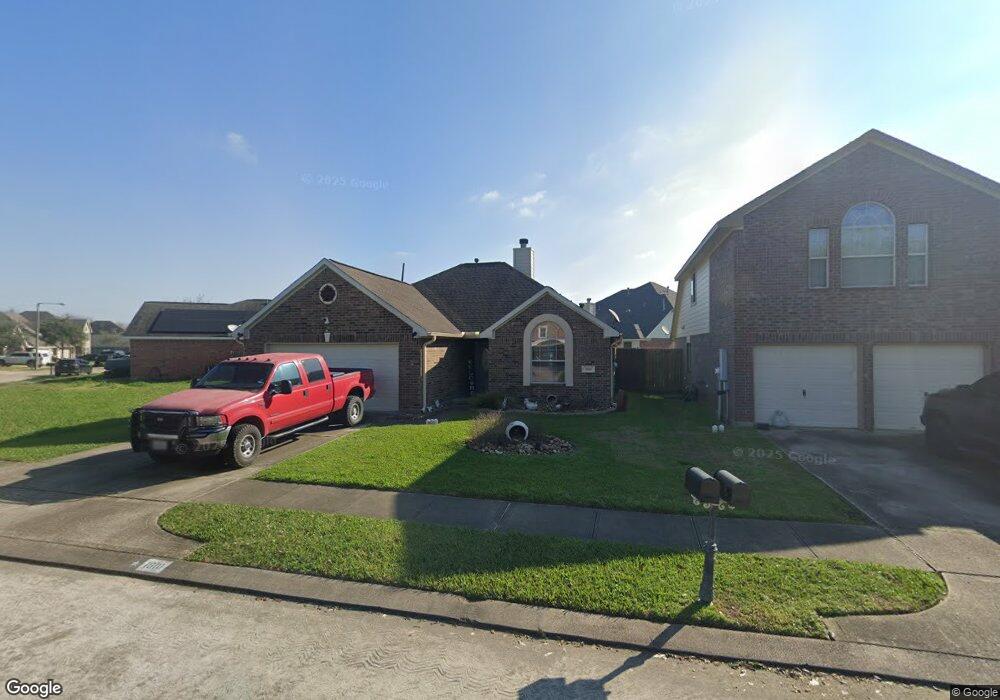 1810 Clover Patch Ln, Alvin, TX 77511 - photo 1