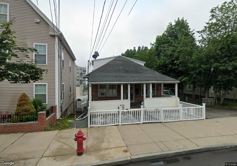 229 Chelsea St unit 1, Everett, MA 02149 - photo 1