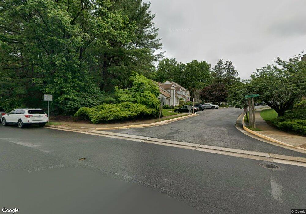 10003 Beacon Pond Ln, Burke, VA 22015 - photo 1