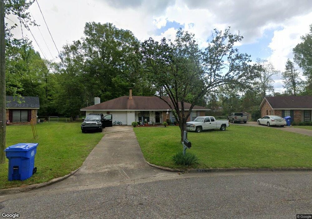 819 Cobblestone Curve, Prattville, AL 36067 - photo 1