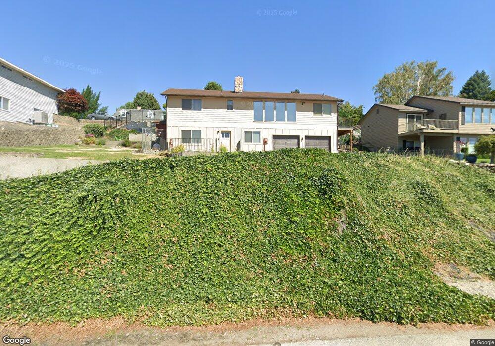 1411 N Aurora Ave, East Wenatchee, WA 98802 - photo 1