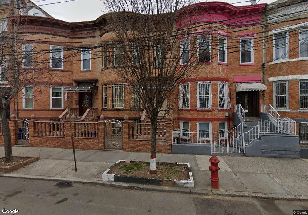 177 Hemlock St, Brooklyn, NY 11208 - photo 1