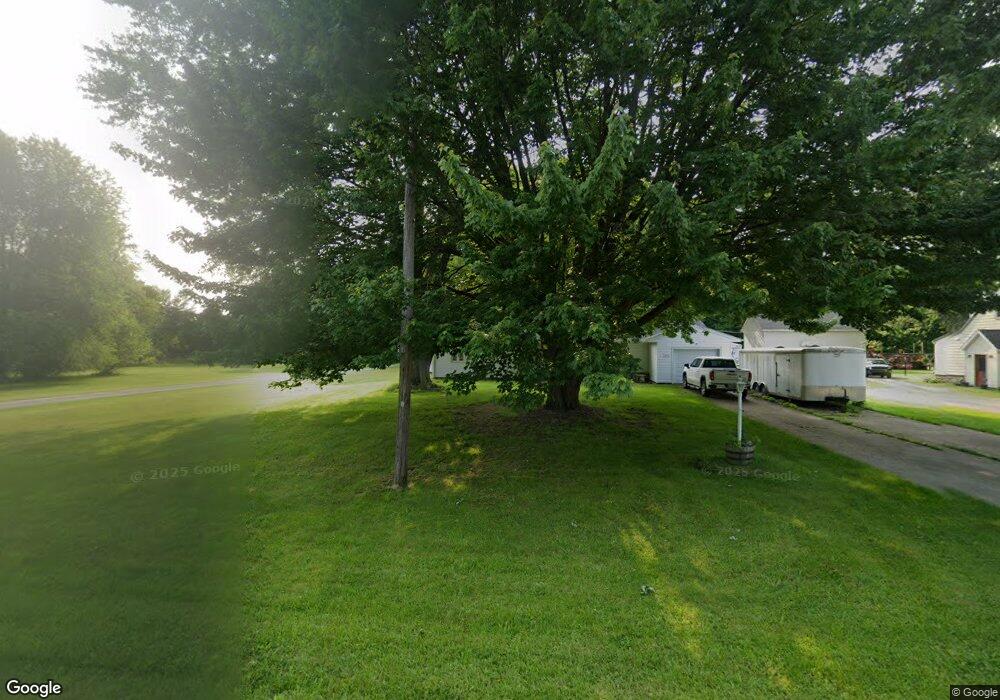 470 Center Rd, Conneaut, OH 44030 - photo 1