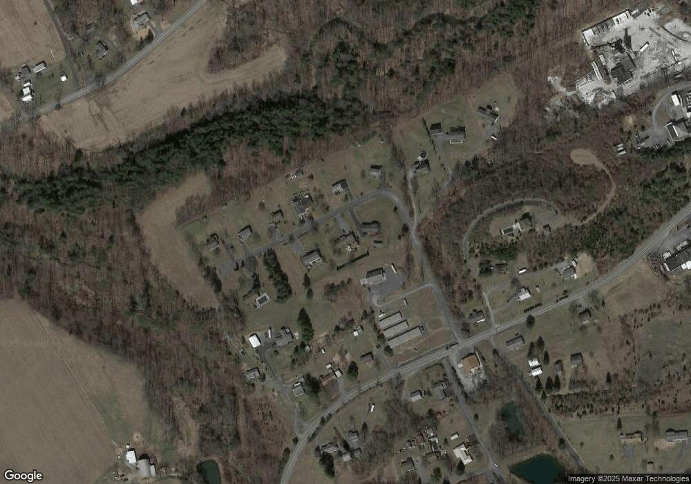 135 Creekview Dr, Newport, PA 17074 - photo 1