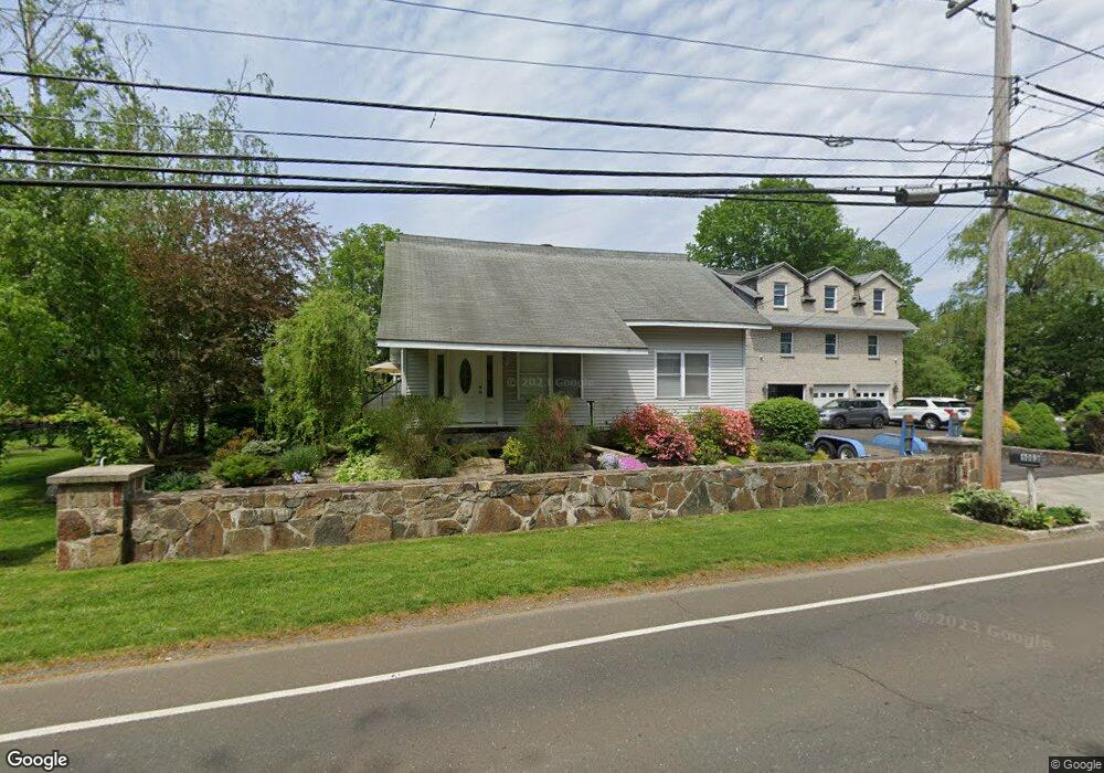 1003 Daniels Farm Rd, Trumbull, CT 06611 - photo 1