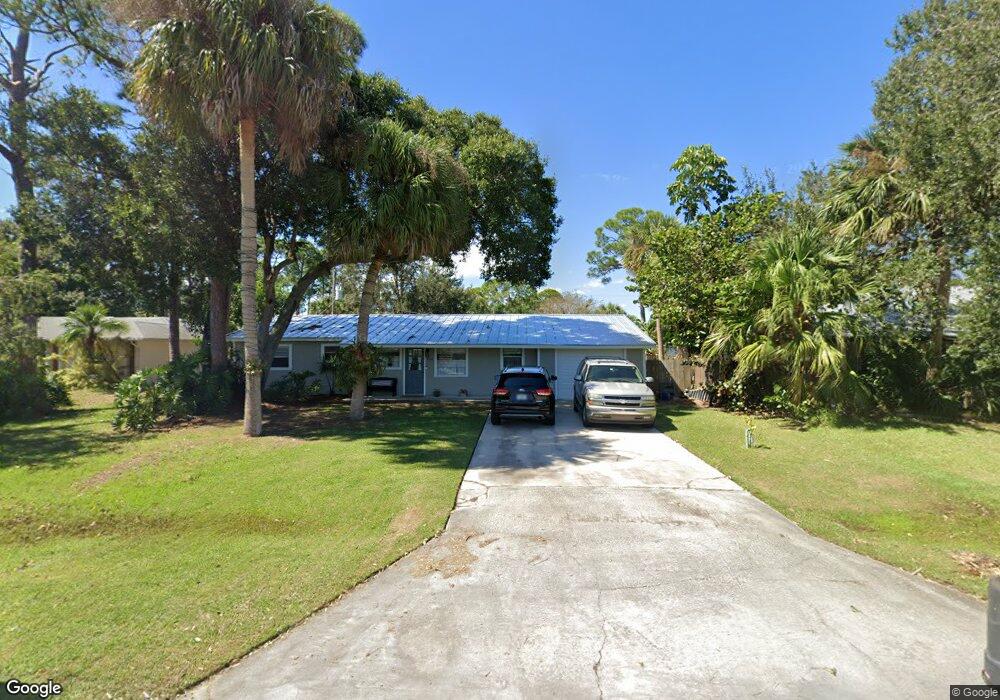 558 Jay St, Sebastian, FL 32958 - photo 1