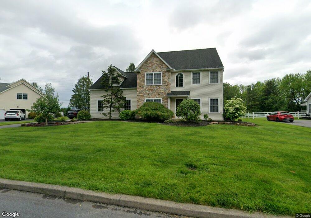 7255 Lochhaven St, Allentown, PA 18106 - photo 1