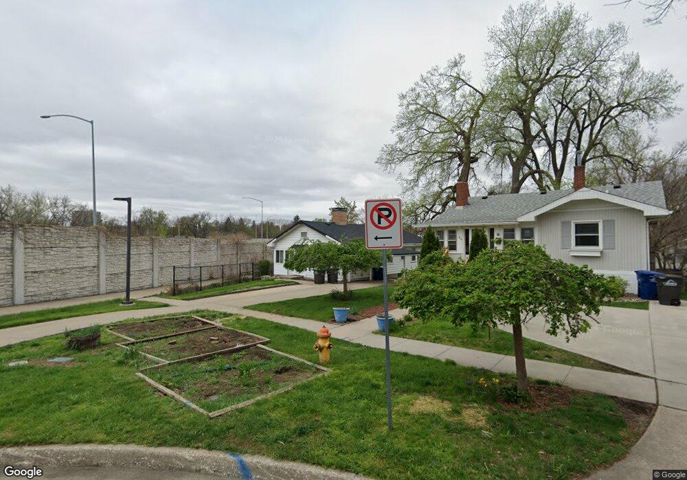 808 40th Place, Des Moines, IA 50312 - photo 1