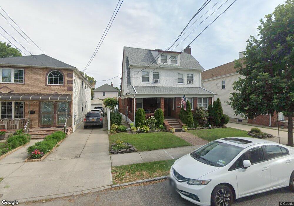 22223 Davenport Ave, Queens Village, NY 11428 - photo 1