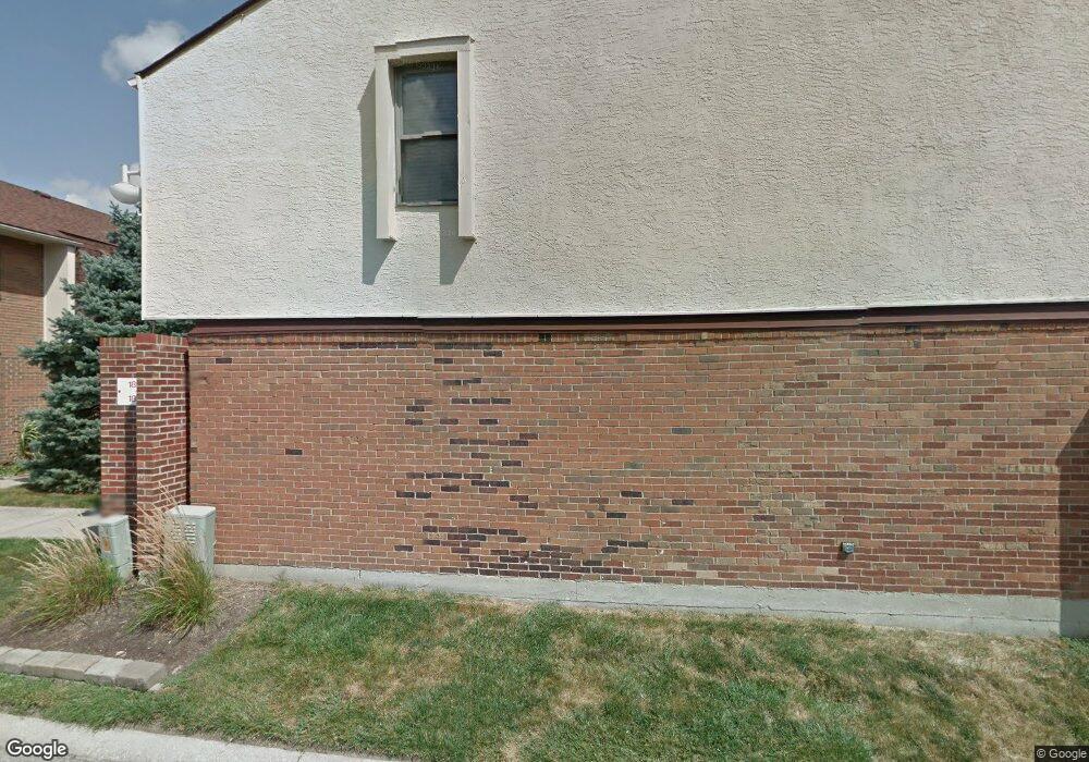 1854 Willoway Cir S unit BLDG, Columbus, OH 43220 - photo 1