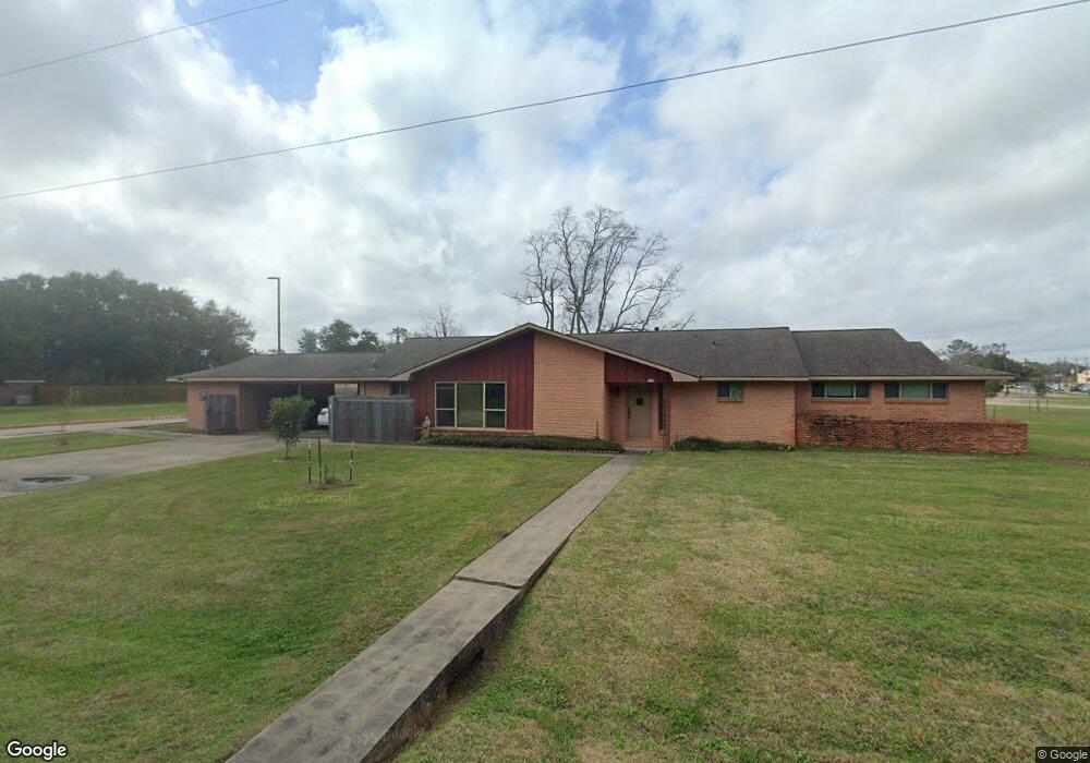1716 Bowman Dr, Alvin, TX 77511 - photo 1