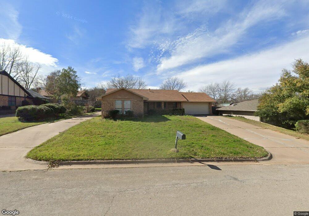 1310 Pecan Dr, Weatherford, TX 76086 - photo 1