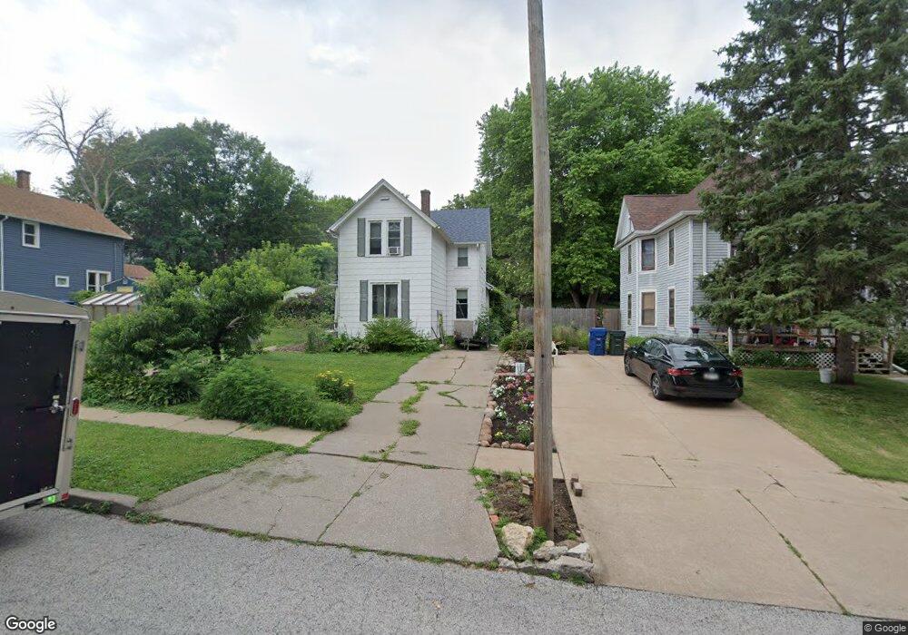 1312 Esplanade Ave, Davenport, IA 52803 - photo 1